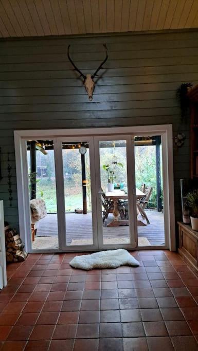 Comfortable Chalet In A Unique Location In Forest Essen Bagian luar foto